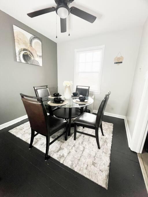 كليفلاند The Gateway: Entire Apartment 7 Mins From Airport المظهر الخارجي الصورة
