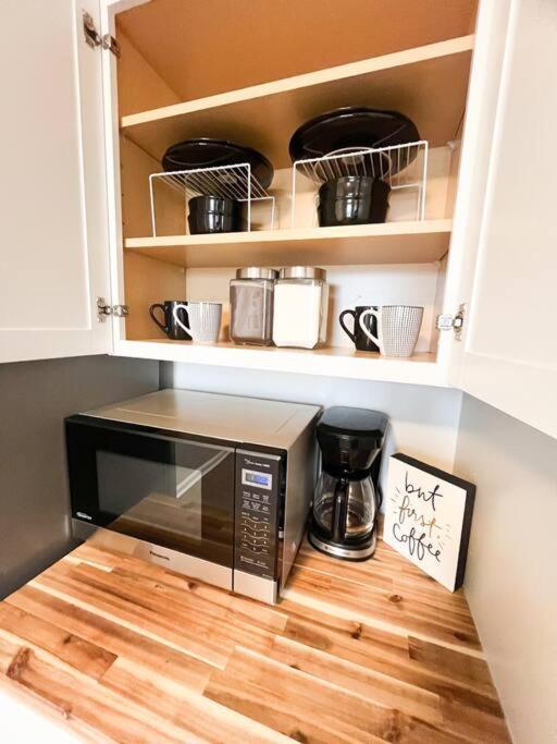 كليفلاند The Gateway: Entire Apartment 7 Mins From Airport المظهر الخارجي الصورة